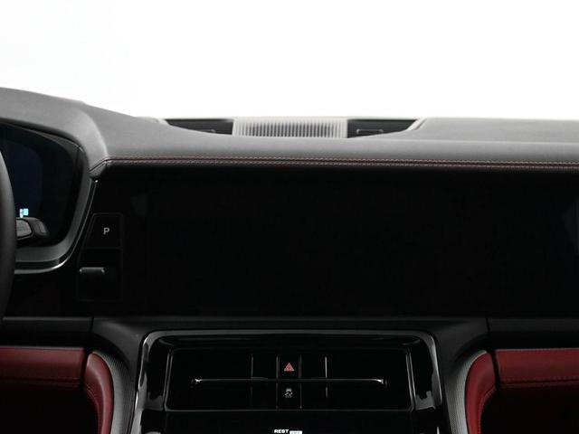 Photo of 2025 Ice Grey Metallic Porsche Panamera