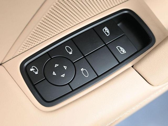 Photo of 2024 Gentian Blue Metallic Porsche 911