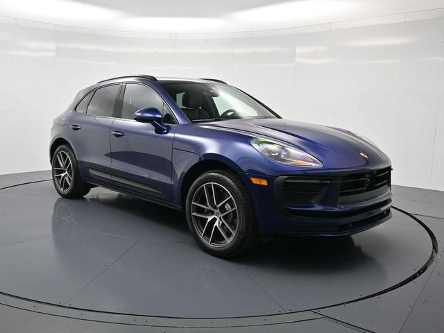 Photo of 2025 Gentian Blue Metallic Porsche Macan