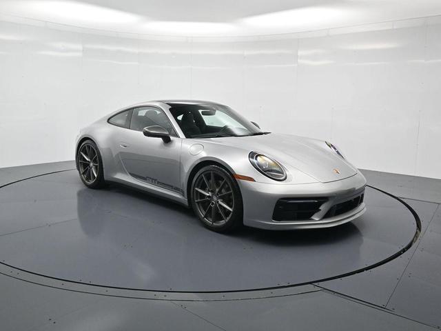 Photo of 2024 Silver Porsche 911