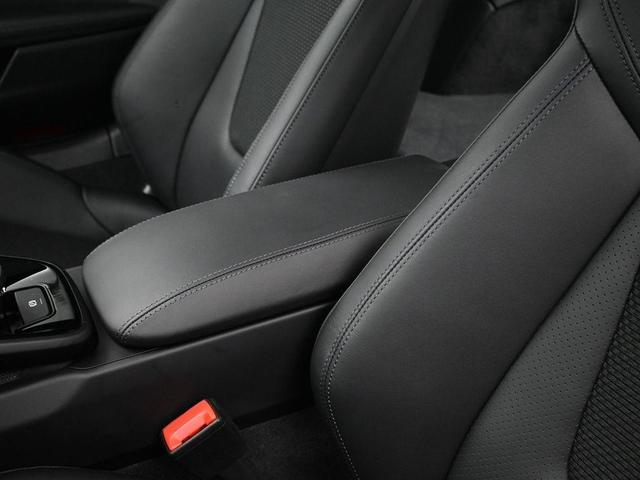 Photo of 2024 Silver Porsche 911