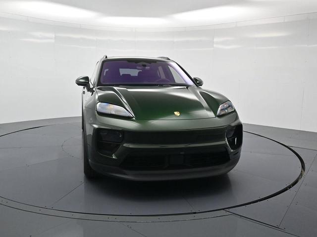 Photo of 2025 Oak Porsche Macan