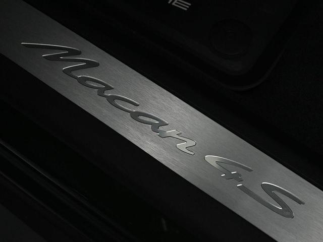 Photo of 2025 Oak Porsche Macan