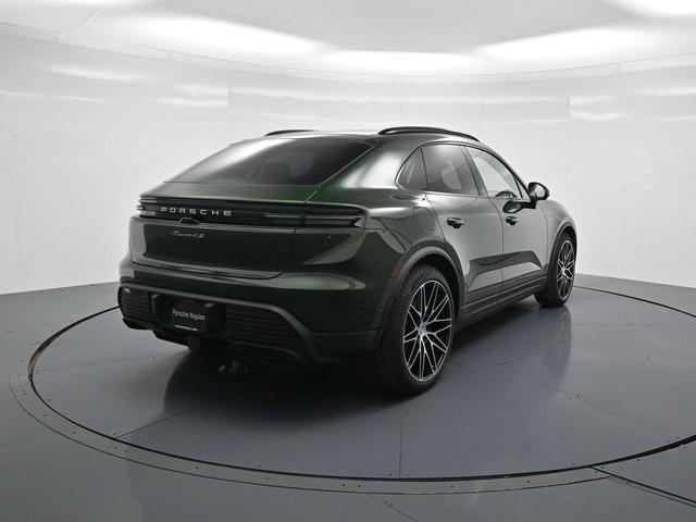 Photo of 2025 Oak Porsche Macan