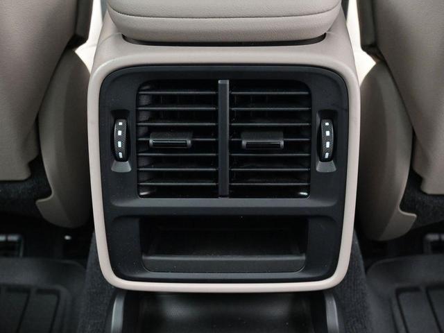Photo of 2025 Black Porsche Taycan
