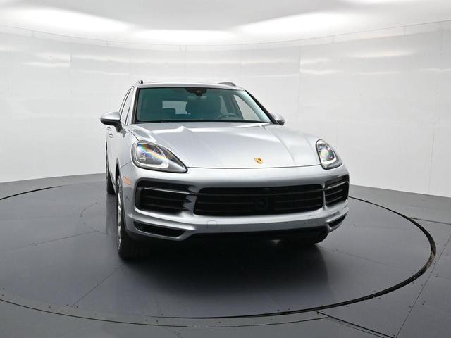 Photo of 2022 Dolomite Silver Metallic Porsche Cayenne