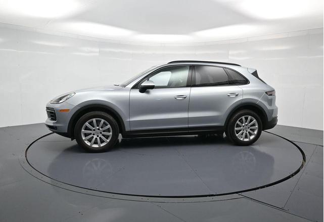 Photo of 2022 Dolomite Silver Metallic Porsche Cayenne
