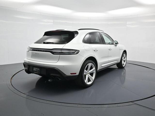 Photo of 2024 White Porsche Macan