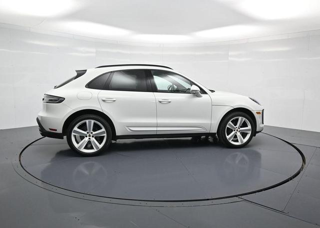 Photo of 2024 White Porsche Macan