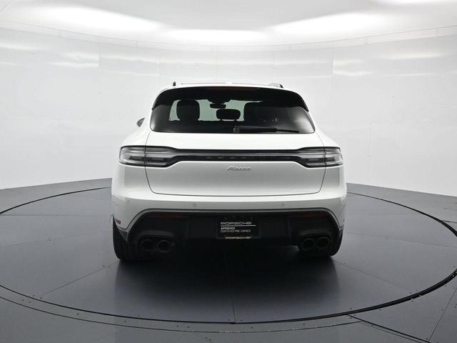 Photo of 2024 White Porsche Macan