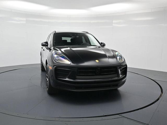 Photo of 2025 Jet Black Metallic Porsche Macan