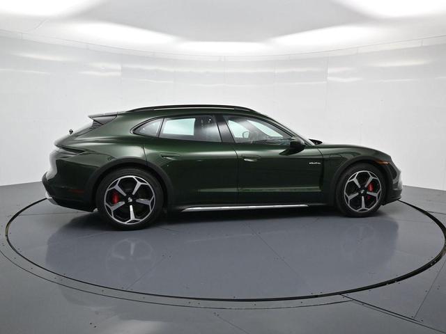 Photo of 2025 Oak Green Metallic Porsche Taycan