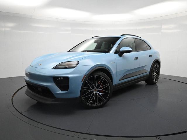 Photo of 2025 Frozen Blue Porsche Macan