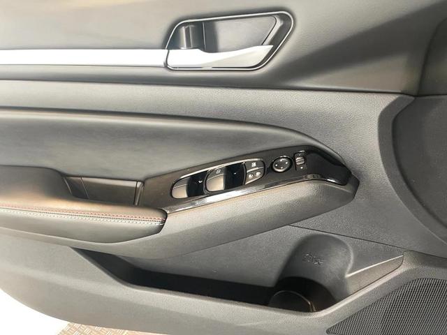 Photo of 2025 Gray Sky Pearl Nissan Altima