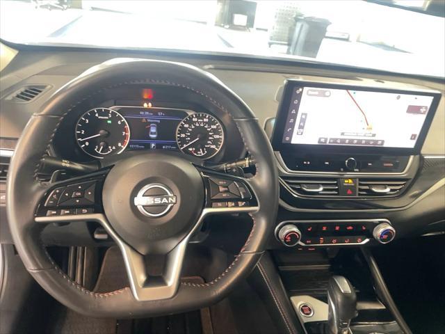 Photo of 2024 Gray Sky Pearl Nissan Altima