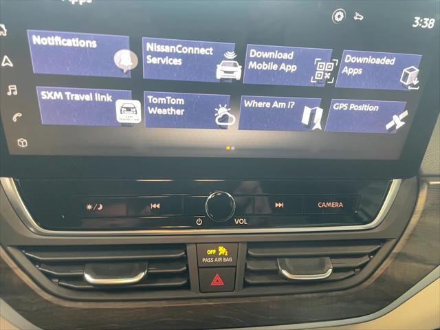 Photo of 2025 Pearl White Tricoat Nissan Altima