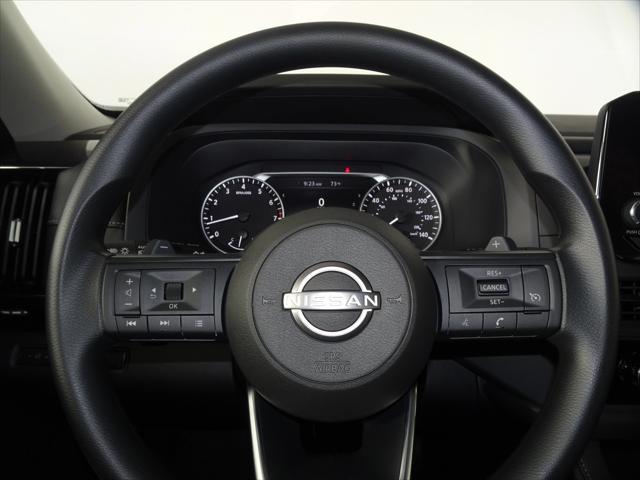 Photo of 2025 Brilliant Silver Nissan Pathfinder