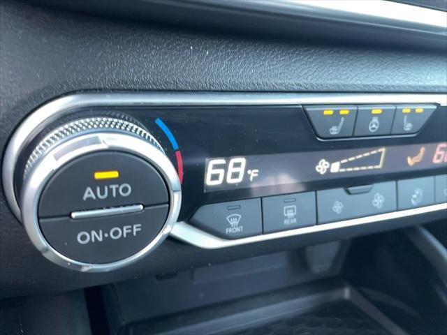 Photo of 2024 Gun Metallic Nissan Altima