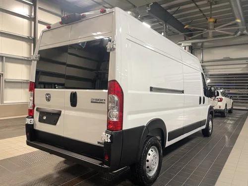 Photo of 2023 Bright White RAM ProMaster 2500