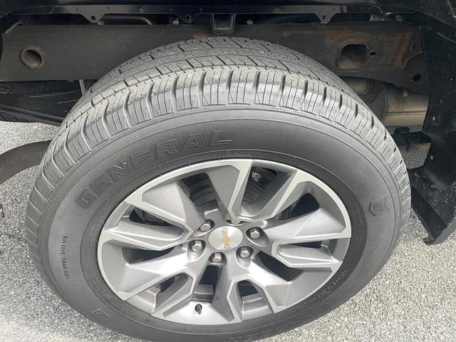 Photo of 2022 Black Chevrolet Silverado 1500