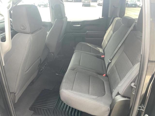 Photo of 2022 Black Chevrolet Silverado 1500