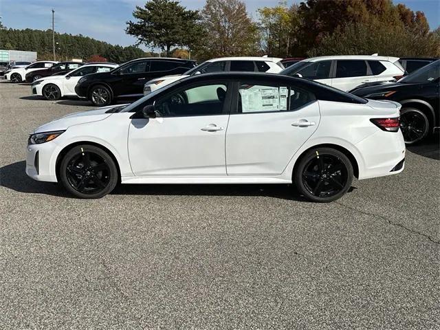 Photo of 2025 Aspen White Tricoat/Super Black Nissan Sentra