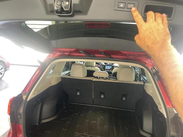 Photo of 2022 Crimson Red Pearl Subaru Forester