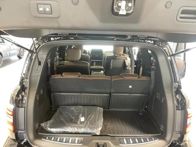 Photo of 2024 Super Black Nissan Armada