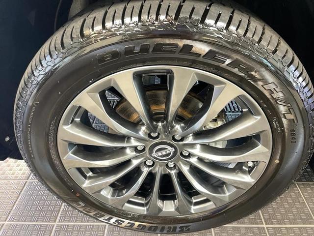 Photo of 2024 Super Black Nissan Armada