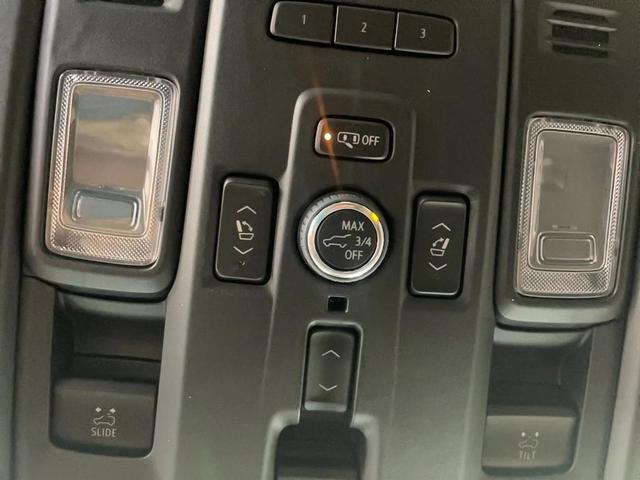 Photo of 2023 Sage Silver Metallic Chevrolet Suburban