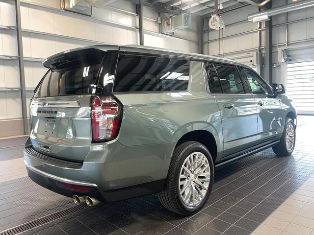 Photo of 2023 Sage Silver Metallic Chevrolet Suburban