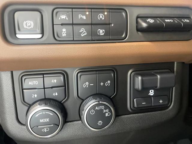 Photo of 2023 Sage Silver Metallic Chevrolet Suburban