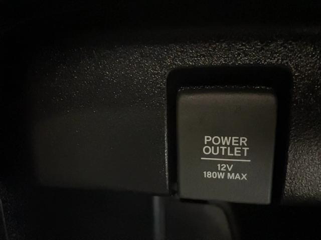 Photo of 2024 Crystal Black Pearl Honda Odyssey