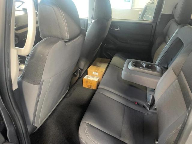Photo of 2023 Gun Metallic Nissan Frontier