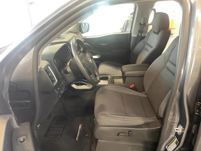 Photo of 2023 Gun Metallic Nissan Frontier