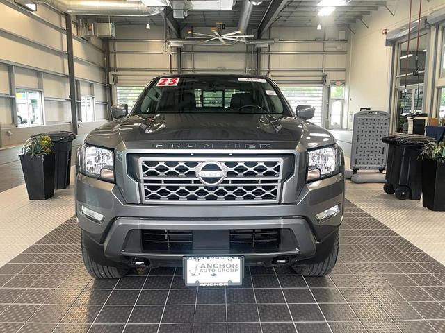 Photo of 2023 Gun Metallic Nissan Frontier