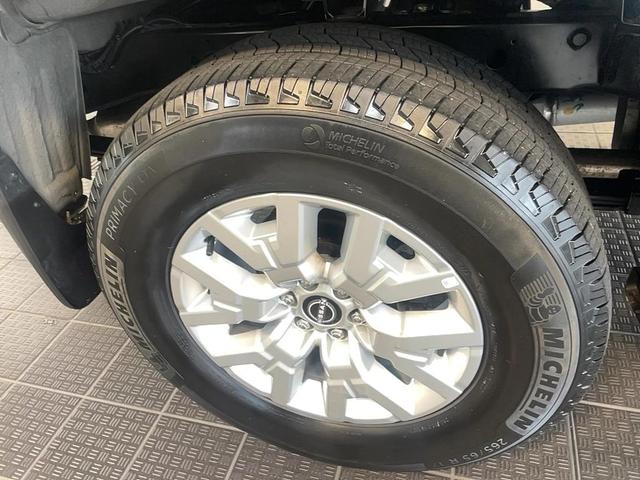 Photo of 2023 Gun Metallic Nissan Frontier