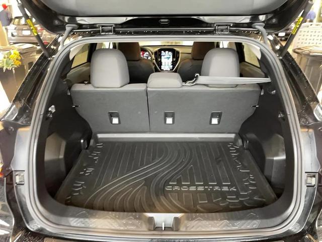 Photo of 2024 Crystal Black Silica Subaru Crosstrek