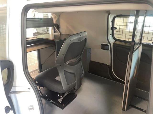 Photo of 2022 Bright White RAM ProMaster City