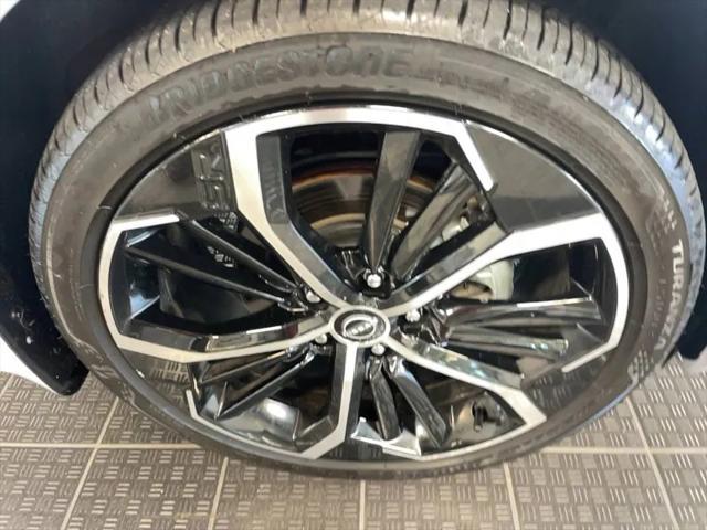 Photo of 2024 Gray Sky Pearl Nissan Altima