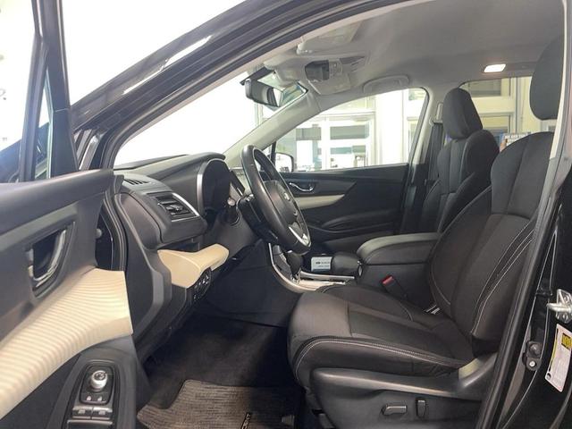 Photo of 2022 Crystal Black Silica Subaru Ascent