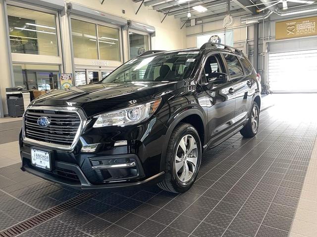 Photo of 2022 Crystal Black Silica Subaru Ascent