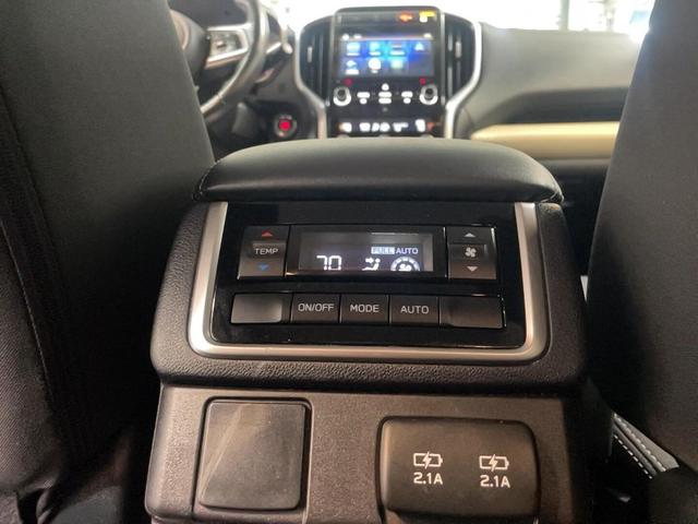 Photo of 2022 Crystal Black Silica Subaru Ascent