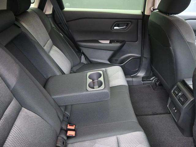 Photo of 2025 Scarlet Ember Tintcoat Nissan Rogue