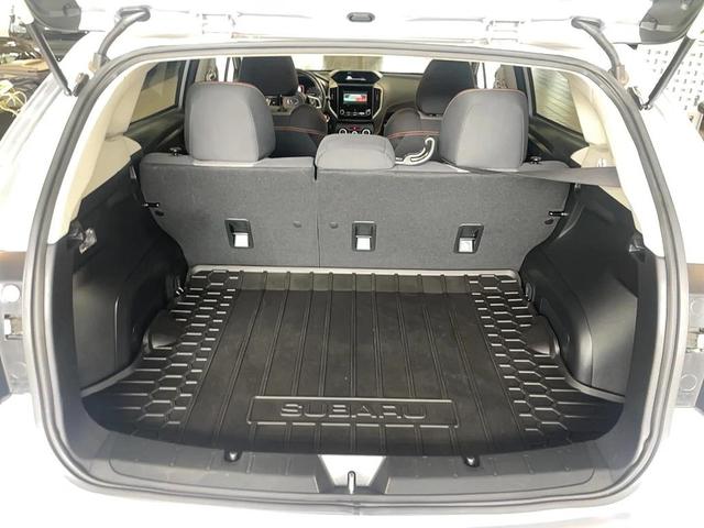 Photo of 2023 Ice Silver Subaru Crosstrek