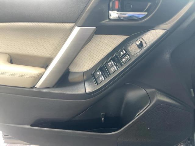 Photo of 2018 Dark Gray Subaru Forester