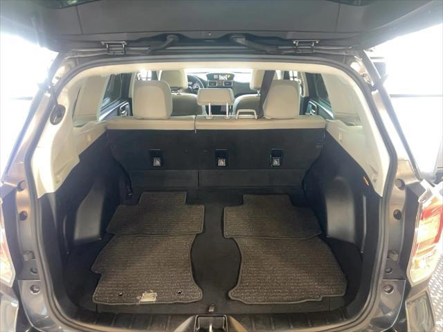 Photo of 2018 Dark Gray Subaru Forester