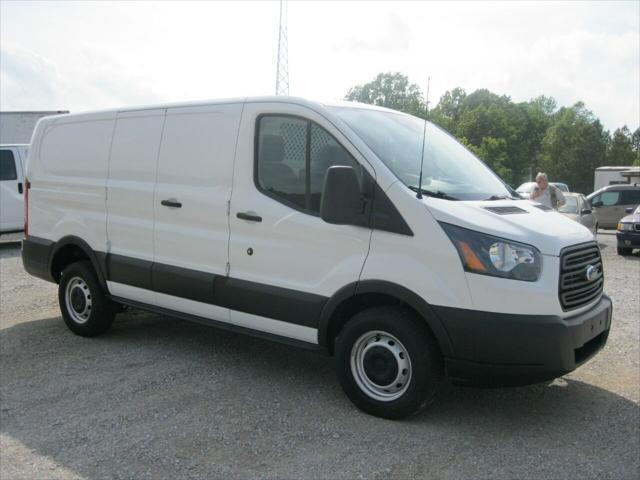 Photo of 2019 White Ford Transit-250