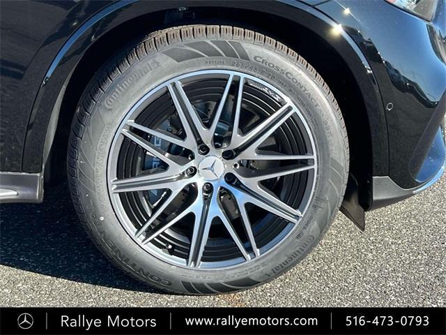 Photo of 2025 Black Mercedes-Benz AMG GLC 63