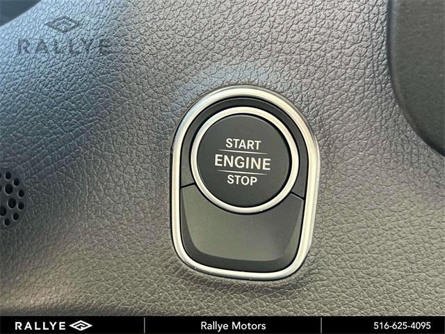 Photo of 2025 White Mercedes-Benz Sprinter 2500